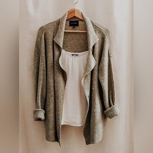 Oversize grey cardigan